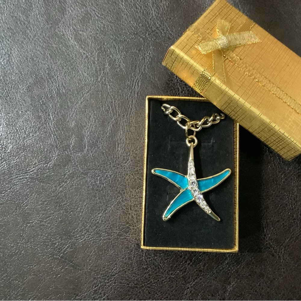 Heidi Daus Gold Starfish Pendant with Turquoise Enamel & Swarovski Crystals NWOT - Picture 4 of 11